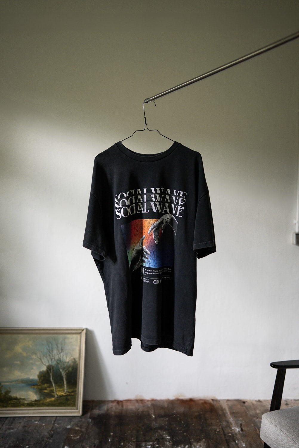 SOCIAL WAVE OVERSIZED T-SHIRT