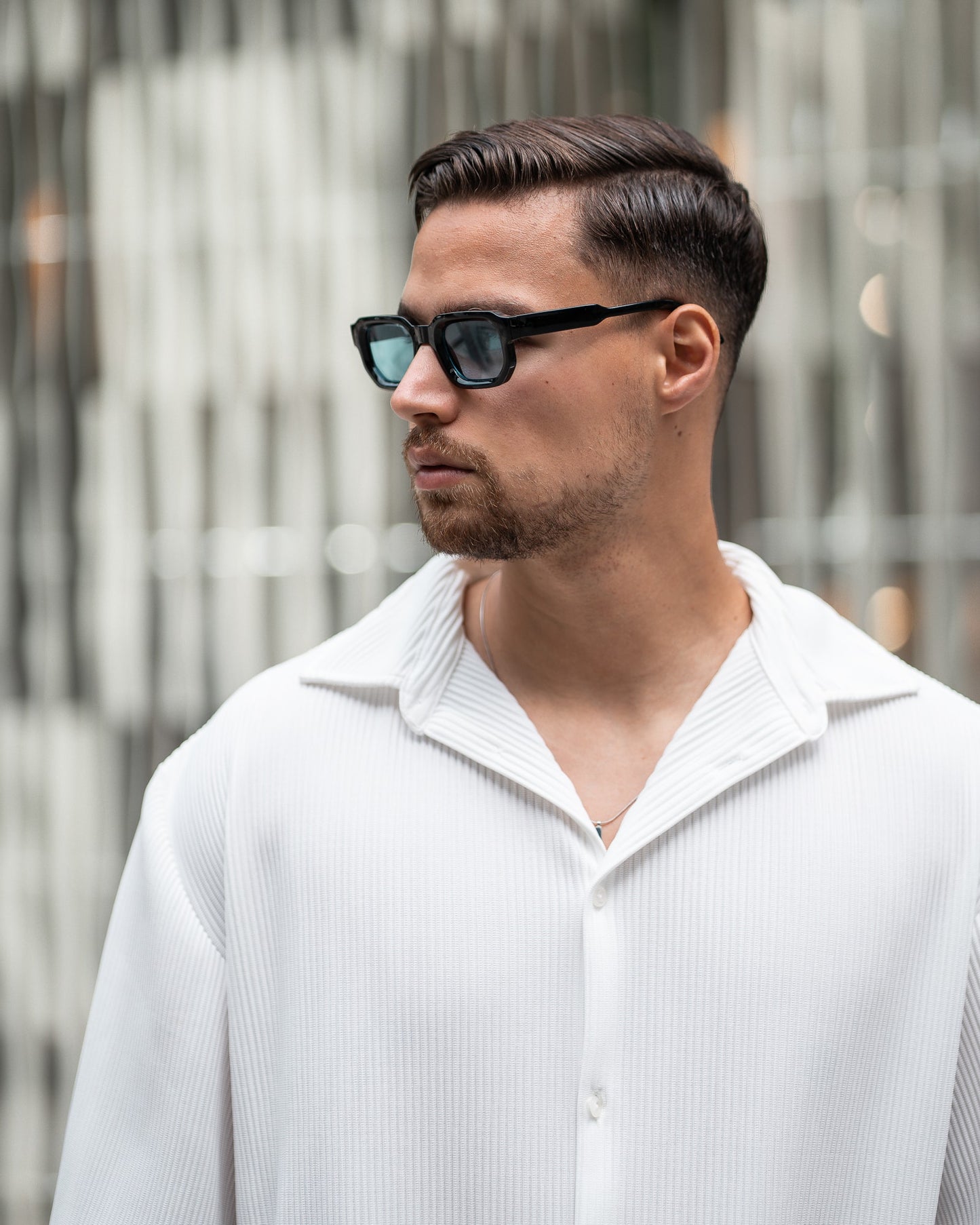 VINTAGE BLACE SUNGLASSES