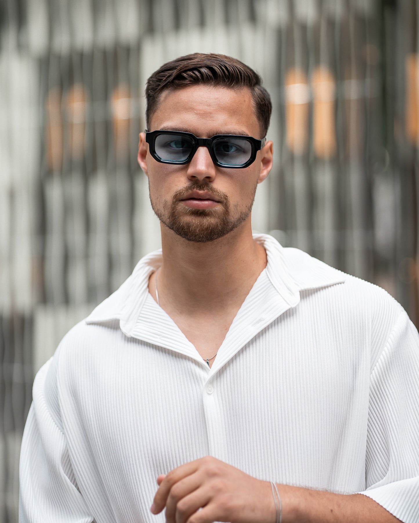 VINTAGE BLACE SUNGLASSES