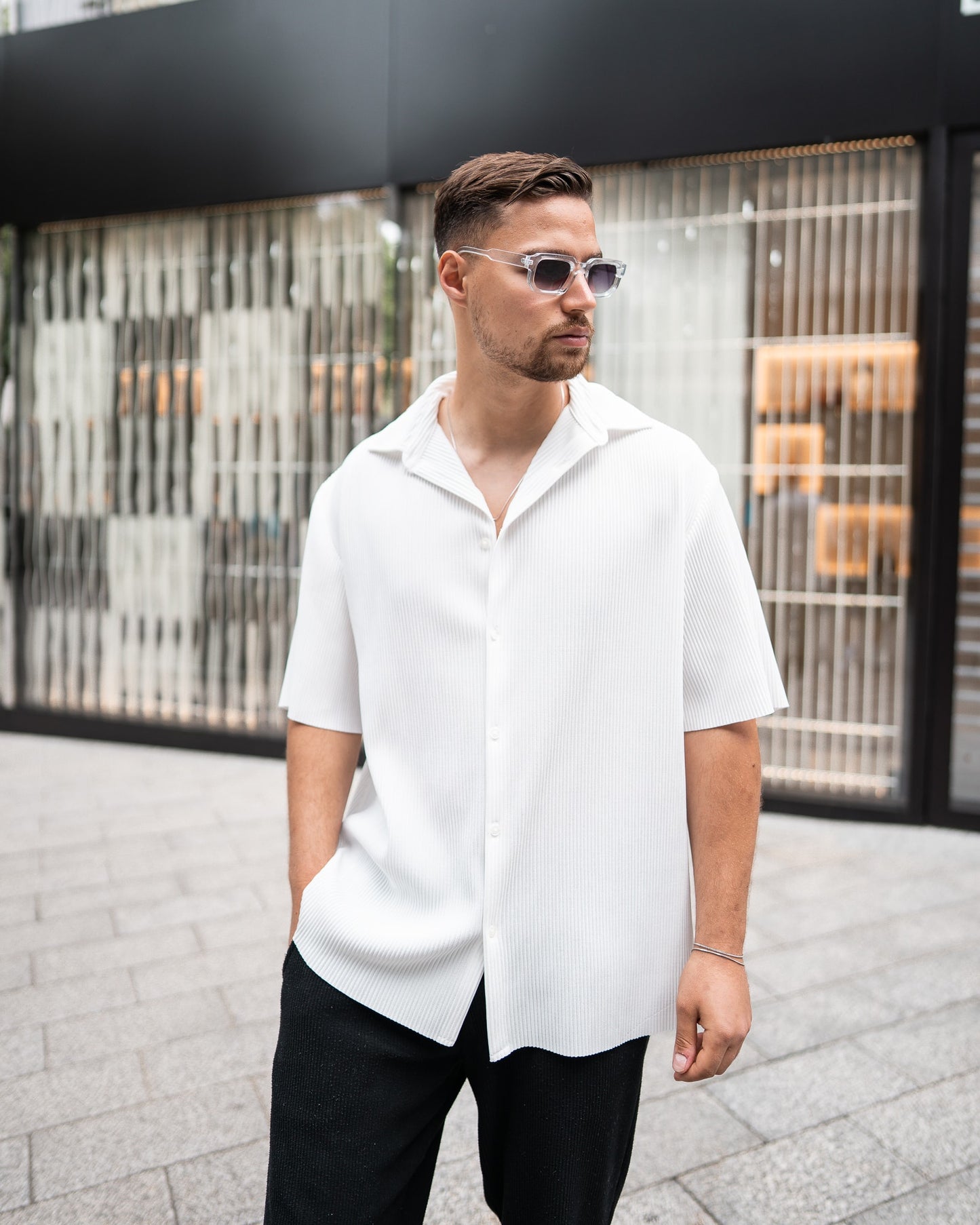 VINTAGE BLACE SUNGLASSES
