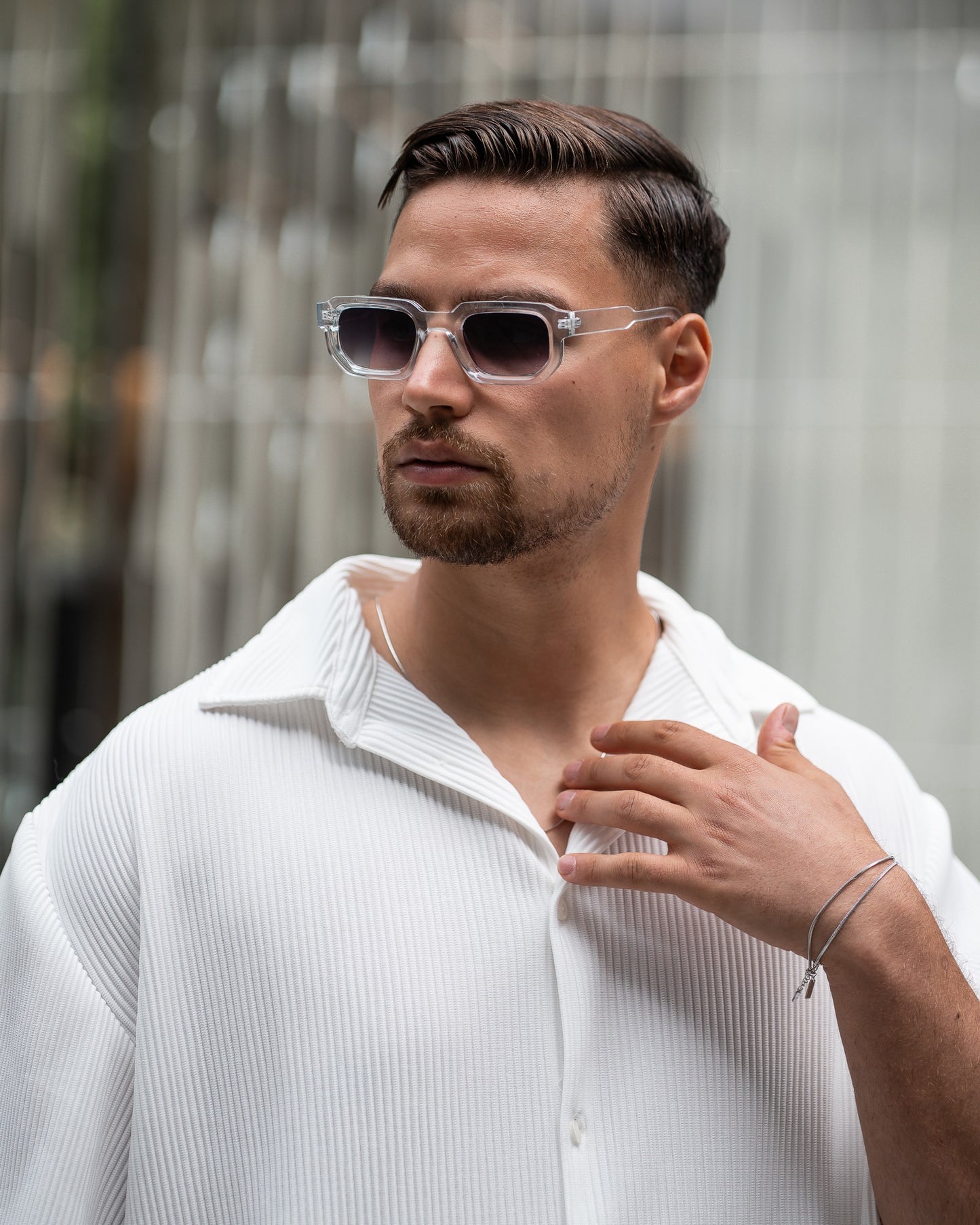 VINTAGE BLACE SUNGLASSES