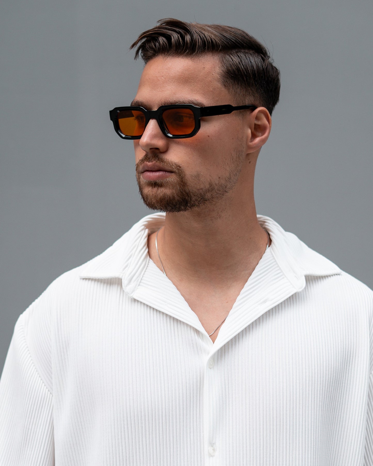 VINTAGE BLACE SUNGLASSES