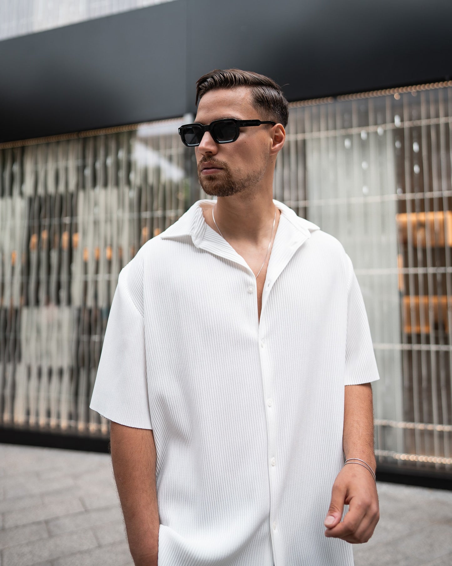 VINTAGE BLACE SUNGLASSES