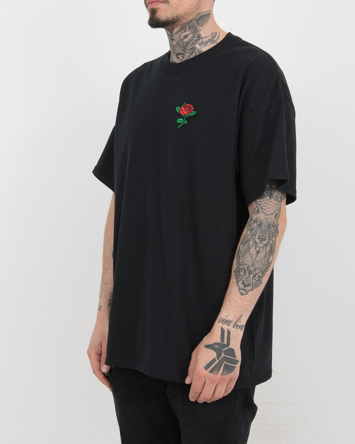 ROSE T-SHIRT BLACK
