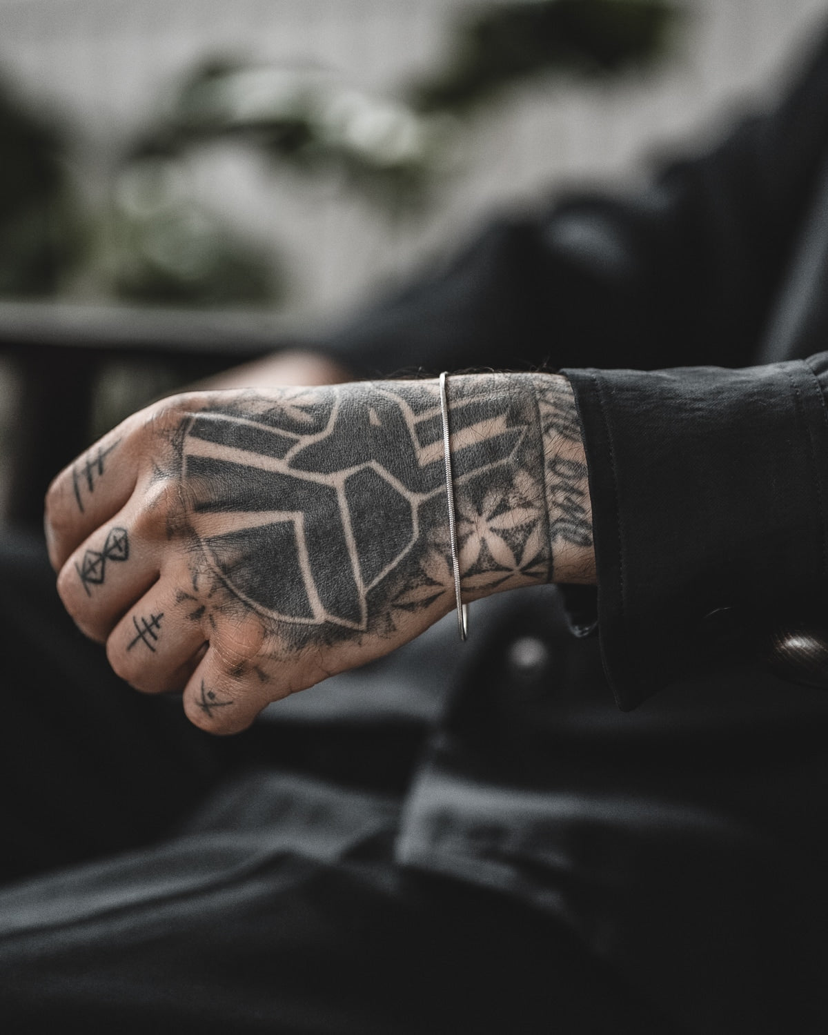 QUADRATISCHES KETTENARMBAND