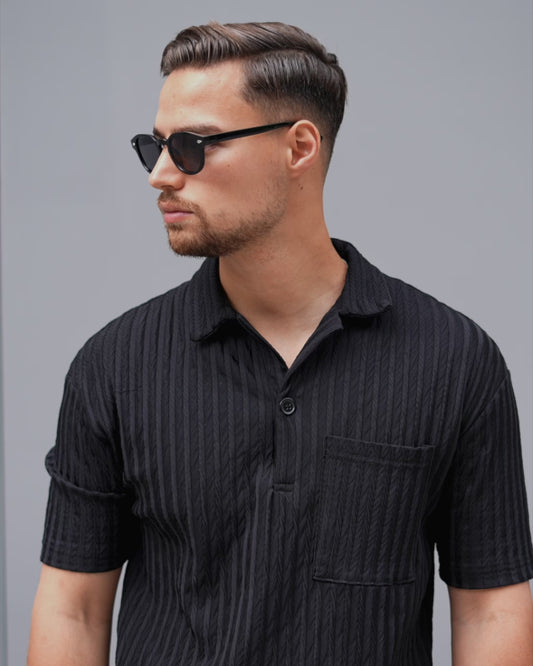 CLASSIC BLACK
